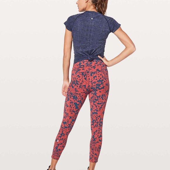 Lululemon Final Lap Crop *23" Size 6 - Picture 2 of 6